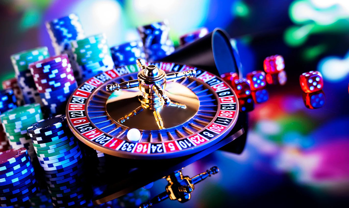 Filipino player accessing live dealer roulette on smartphone