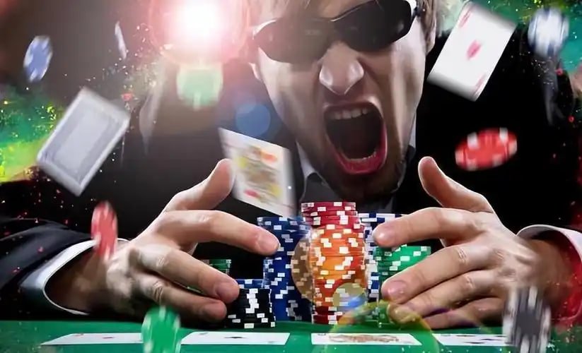 Live casino dealer hosting a baccarat table at jiliasia8